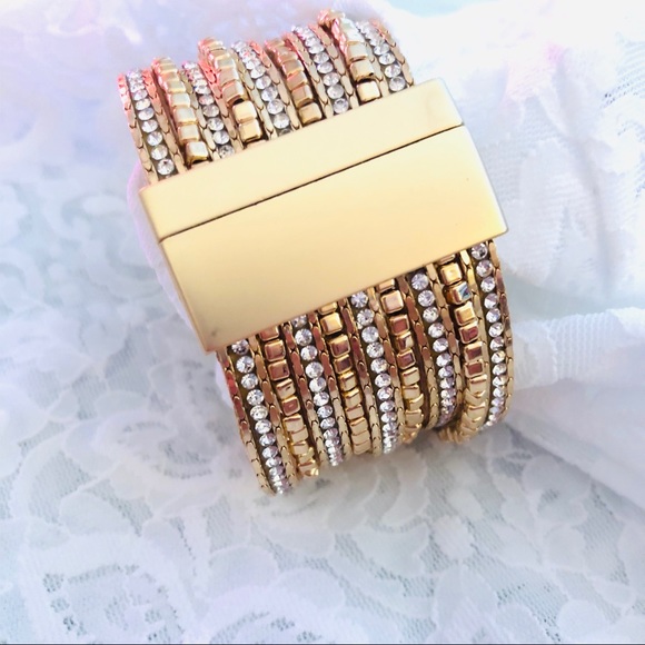 Wrap bracelet gold and crystal magnetic closure 8” - Picture 2 of 4